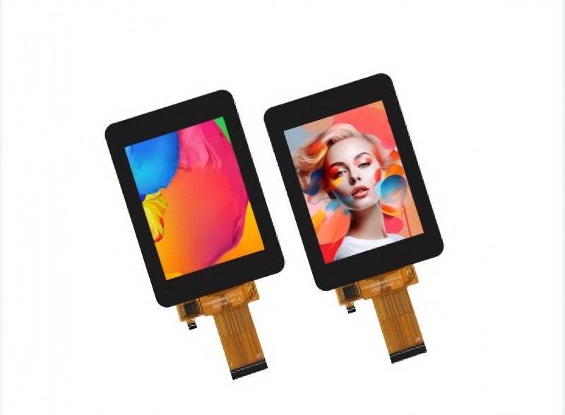 Il touch screen LCD da 2,8 pollici Victronix è molto popolare nel mercato statunitense ed è integrato con successo negli scacchi.