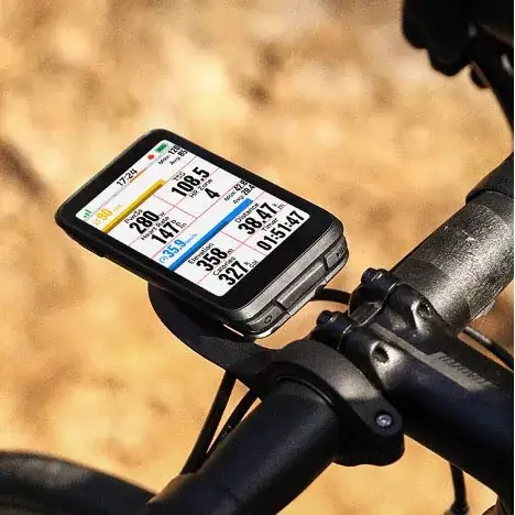 Perché un modulo TFT transflettivo è ideale per i display esterni